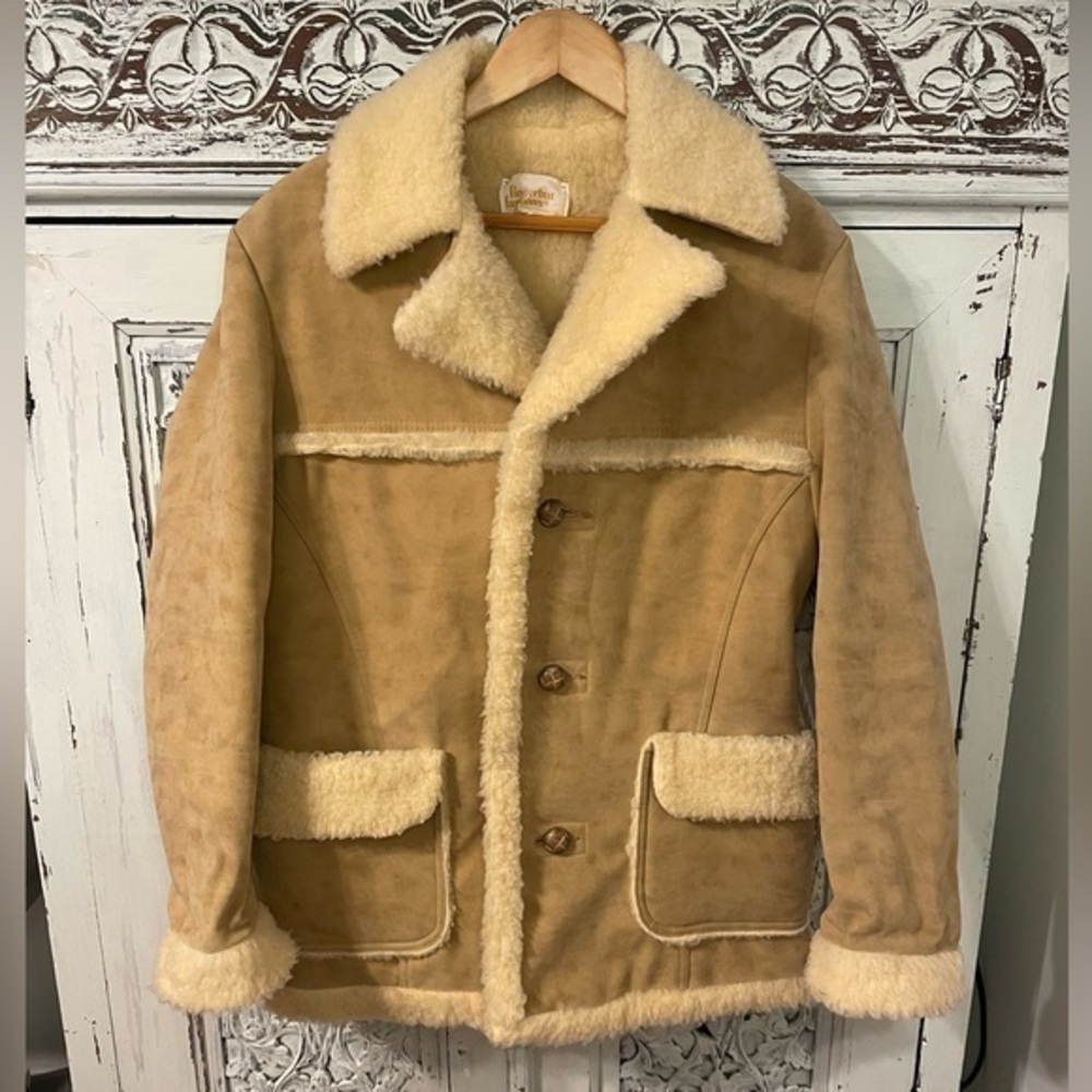 Yellowstone Vintage 70s tan shearling coat jacket
